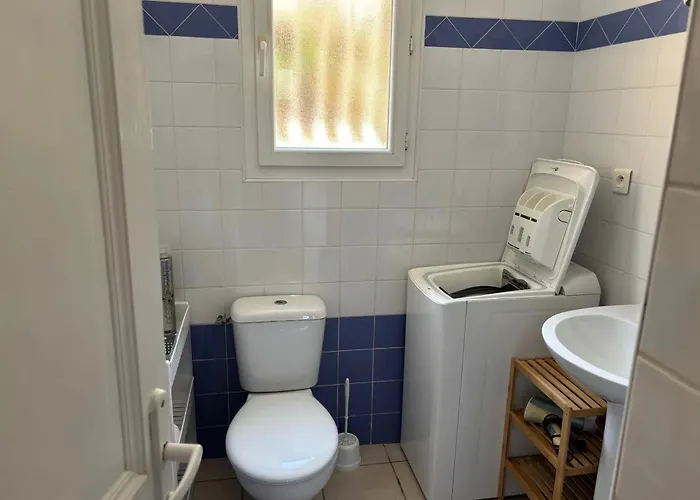 Maison De Charme A Avec Terrasse Et Jardin بيت للعطل