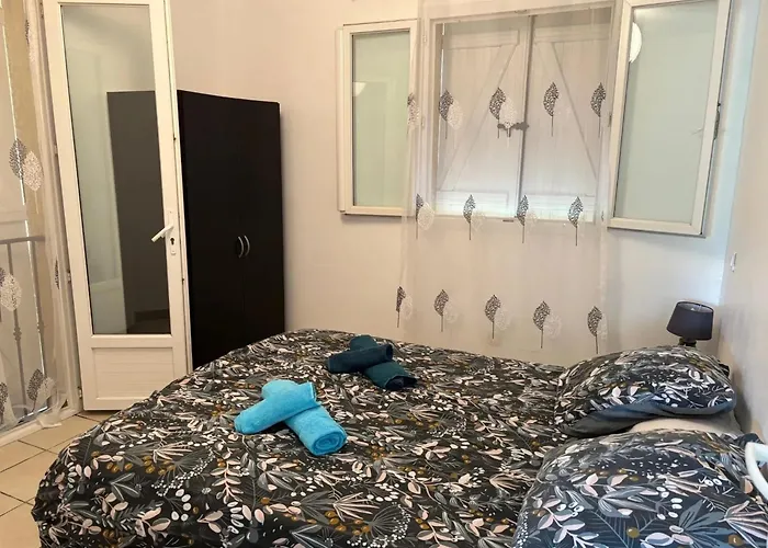 Maison De Charme A Avec Terrasse Et Jardin أجاكسيو