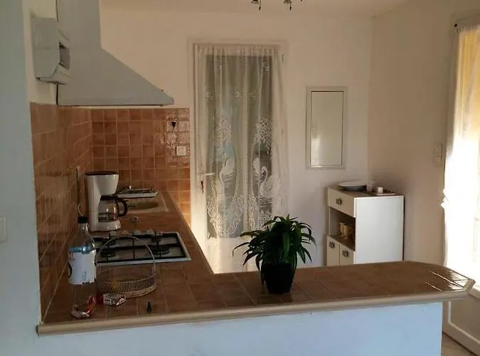 Maison De Charme A Avec Terrasse Et Jardin Holiday home