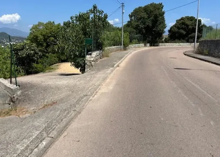Maison De Charme A Avec Terrasse Et Jardin Holiday home *