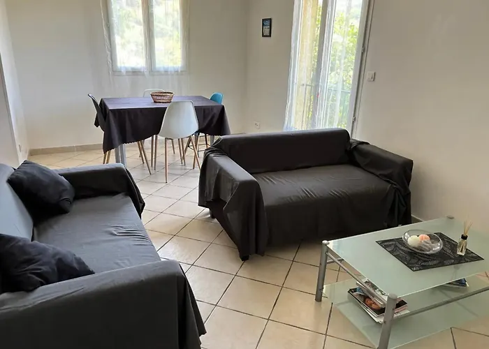 Holiday home Maison De Charme A Avec Terrasse Et Jardin